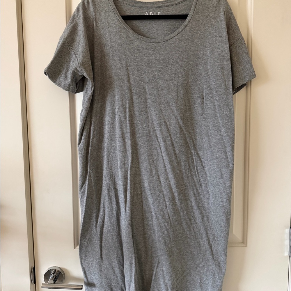 Able Heather Gray Short Sleeve Tee